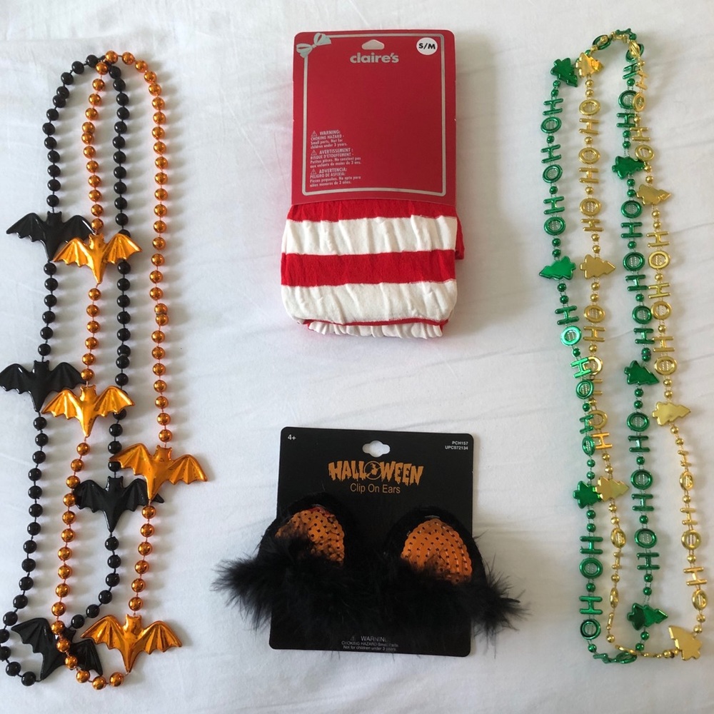 Holiday accessories pack